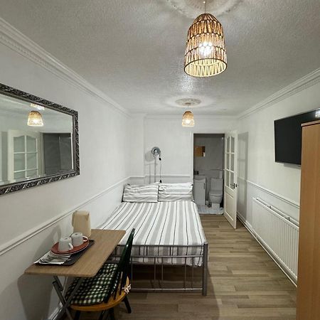 Oxborne Rooms Uk - 22 Seaton 런던 외부 사진