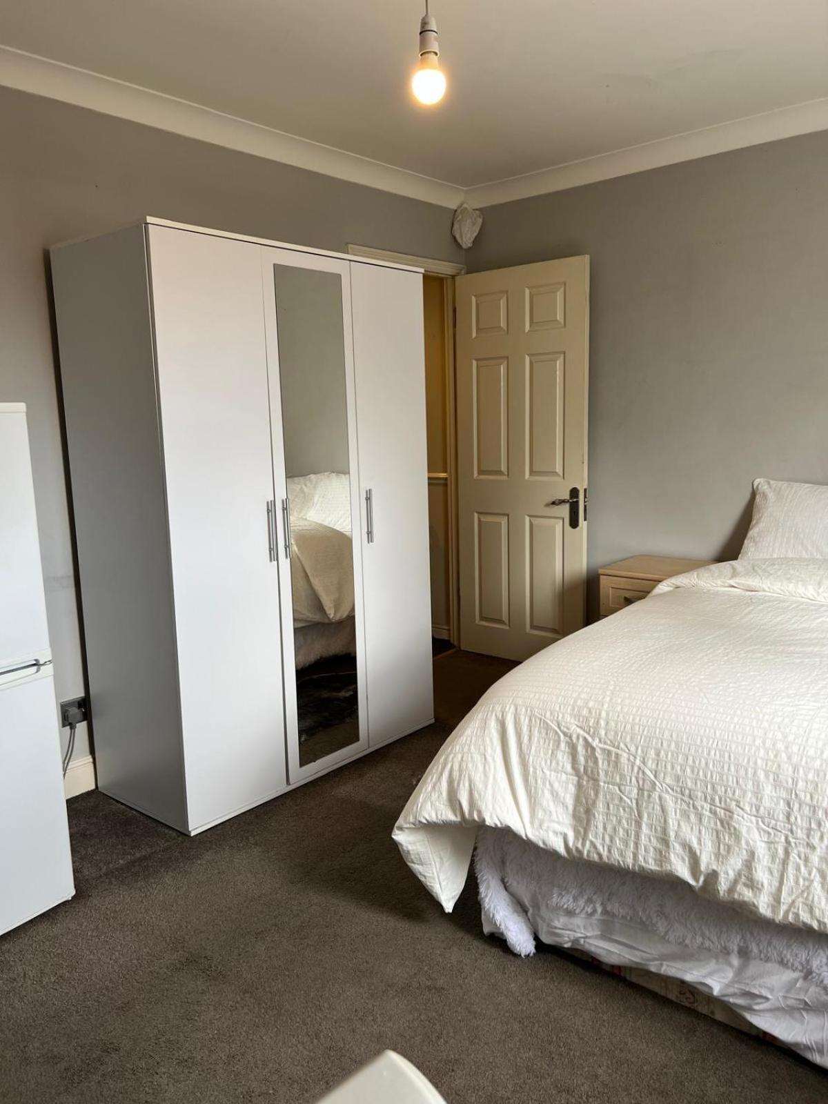 Oxborne Rooms Uk - 22 Seaton 런던 외부 사진